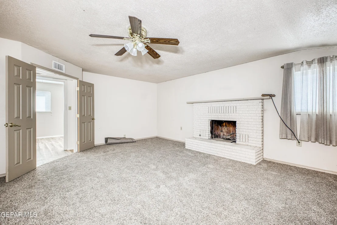 Photo of 5800 NIKE Lane