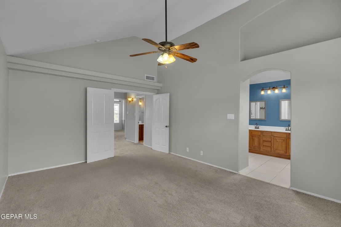 Photo of 6358 FRANKLIN VIEW Drive