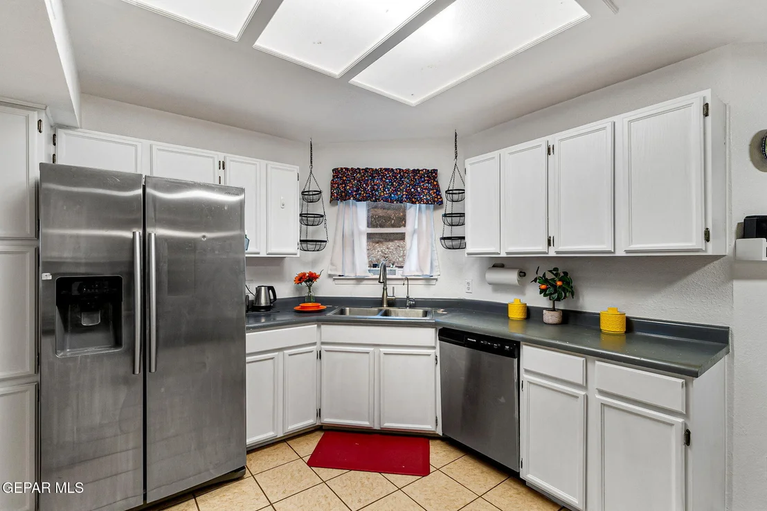 Photo of 550 OLMECA Drive