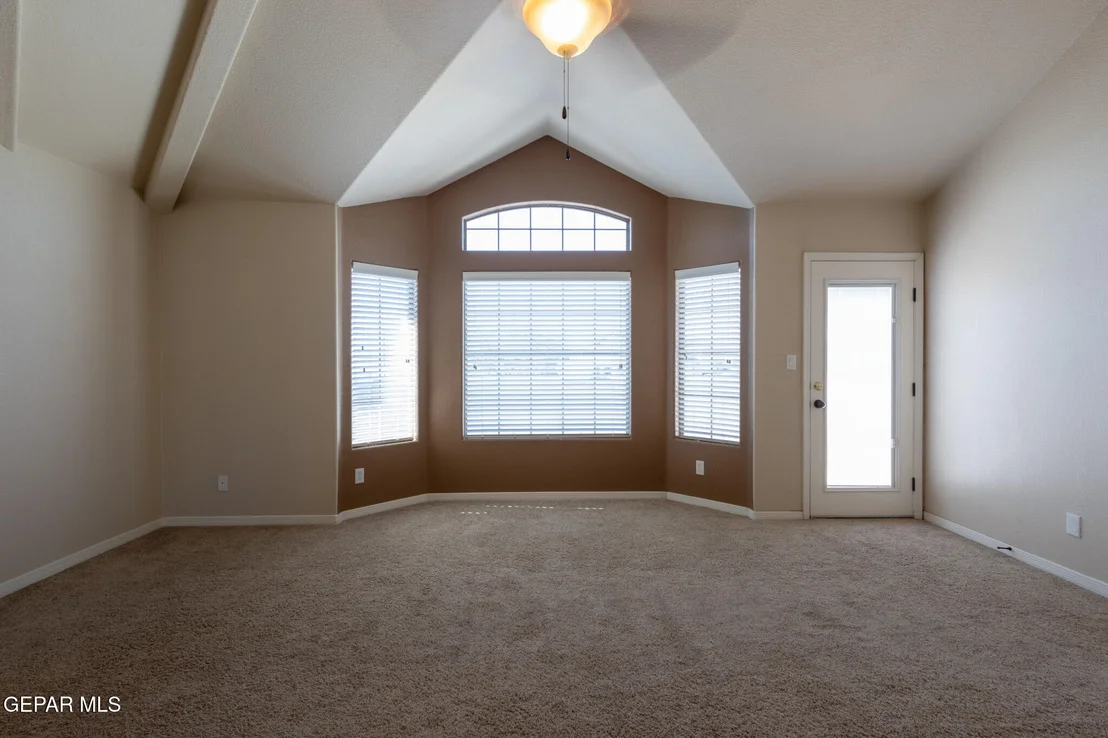 Photo of 801 SOUTHWICK Drive