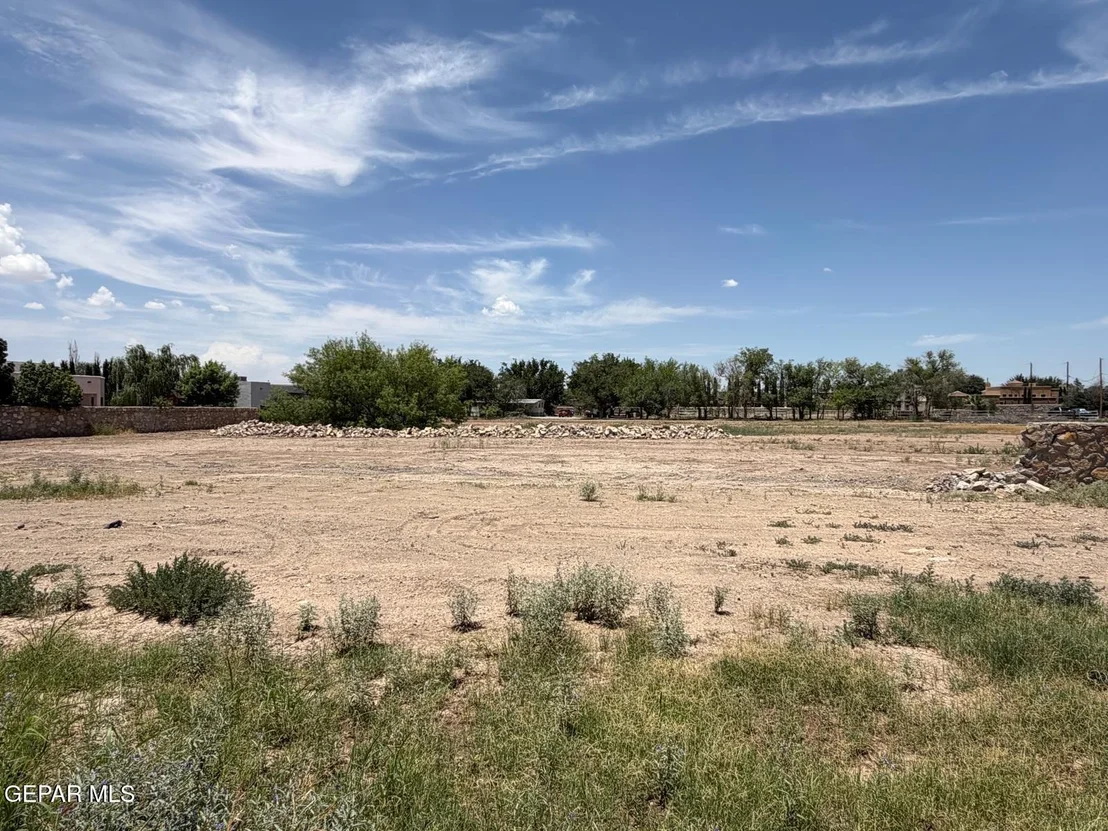 Photo of 1006 Maximo Street