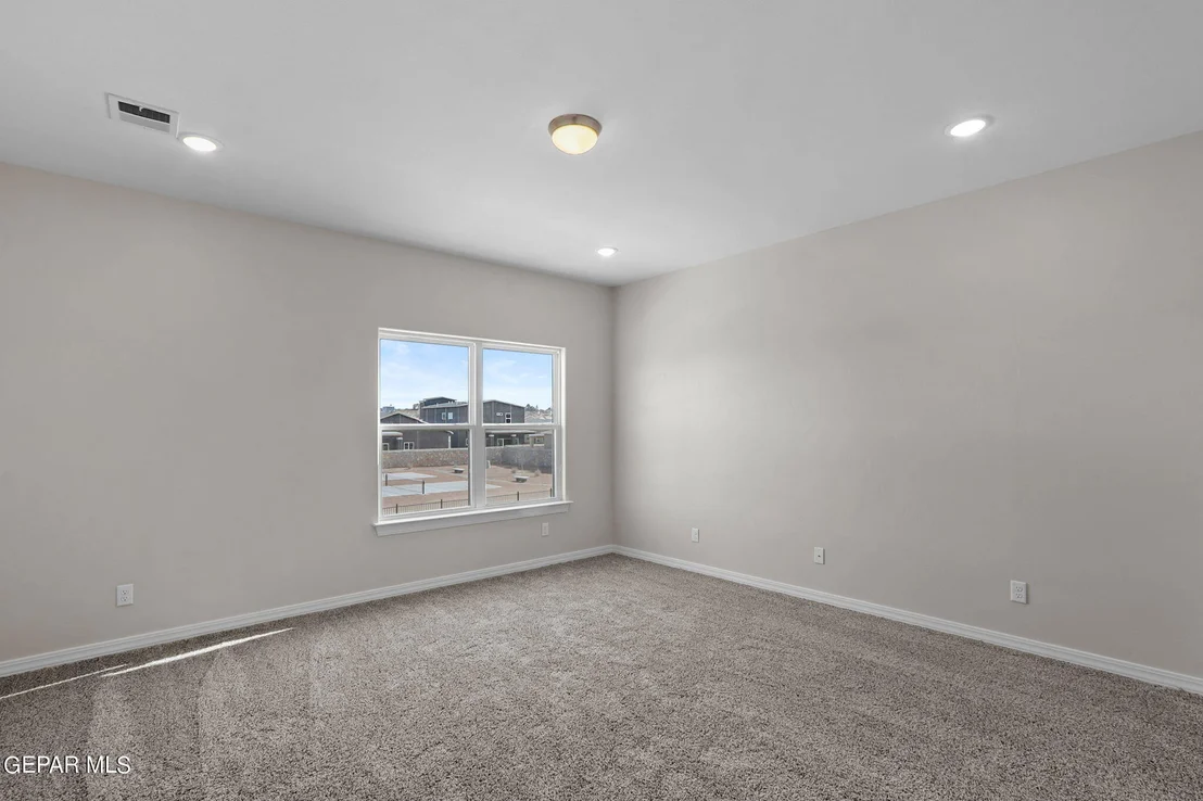 Photo of 13086 Grantham Lane