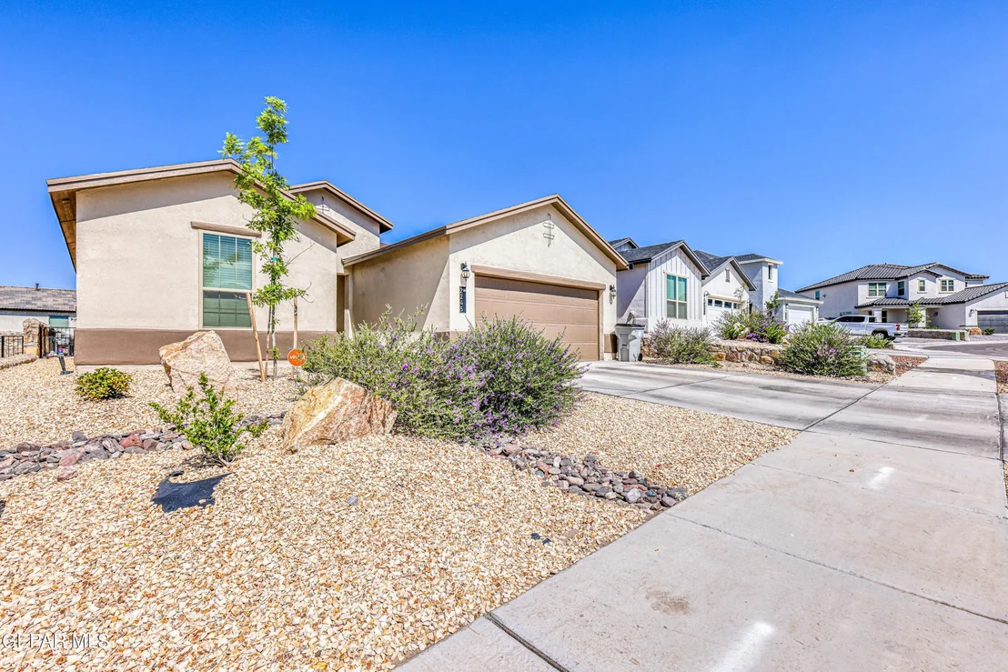 Photo of 2245 Small Mountain Place