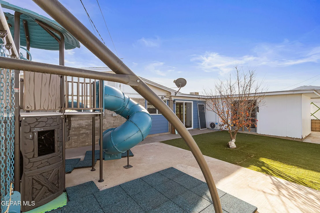 Photo of 5713 ORLANDO Avenue