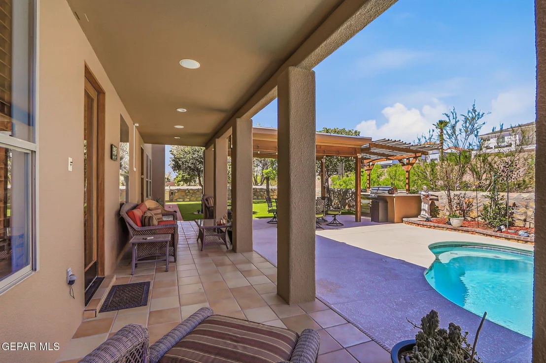 Photo of 1133 CALLE LOMAS Drive