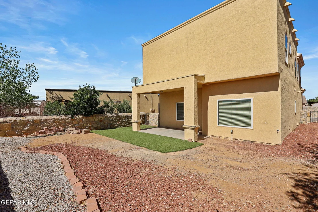 Photo of 3285 SCARLET POINT Drive