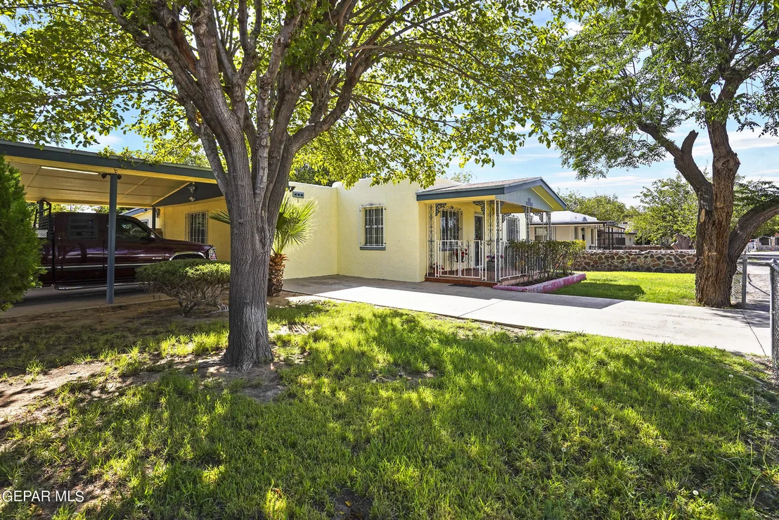 Photo of 201 Green Haven Place