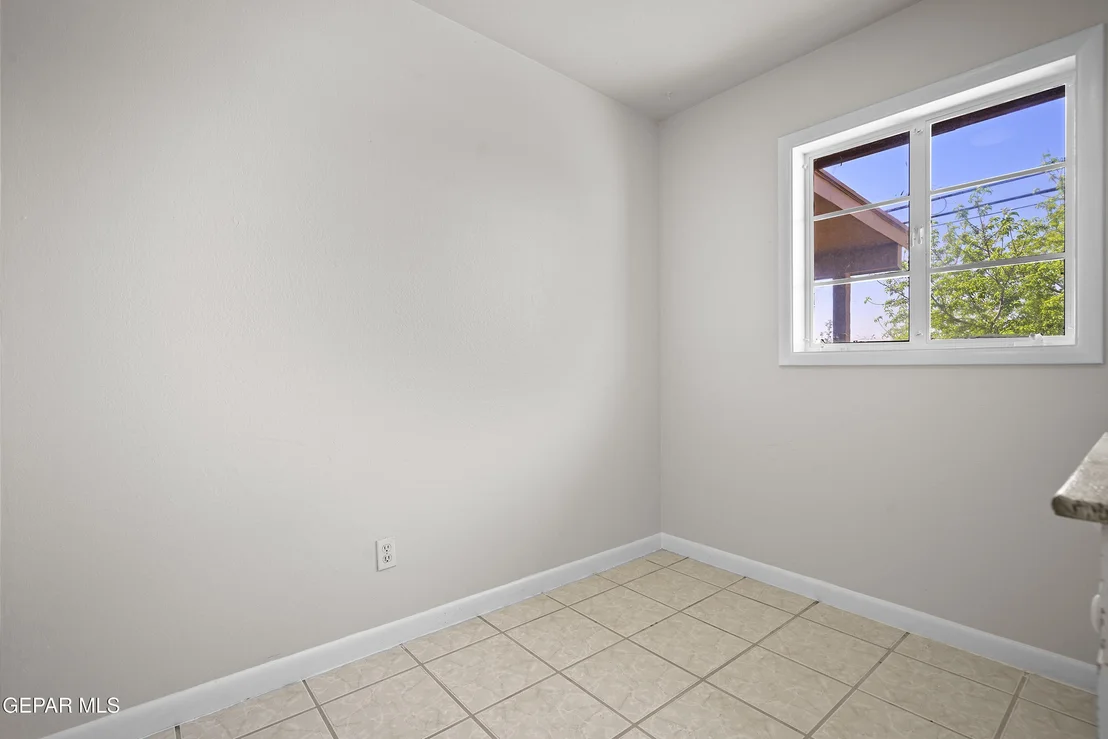 Photo of 5847 BURNING TREE Drive