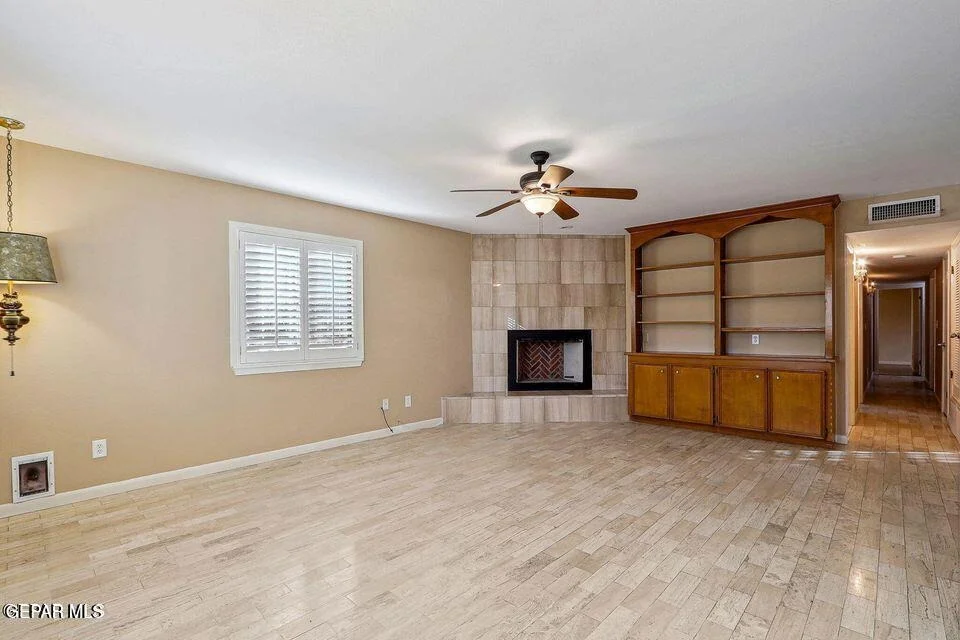 Photo of 4729 TROWBRIDGE Drive