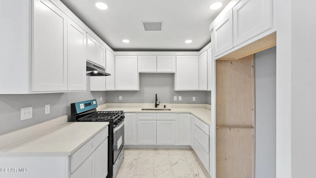 Photo of 10352 PRESTON Drive