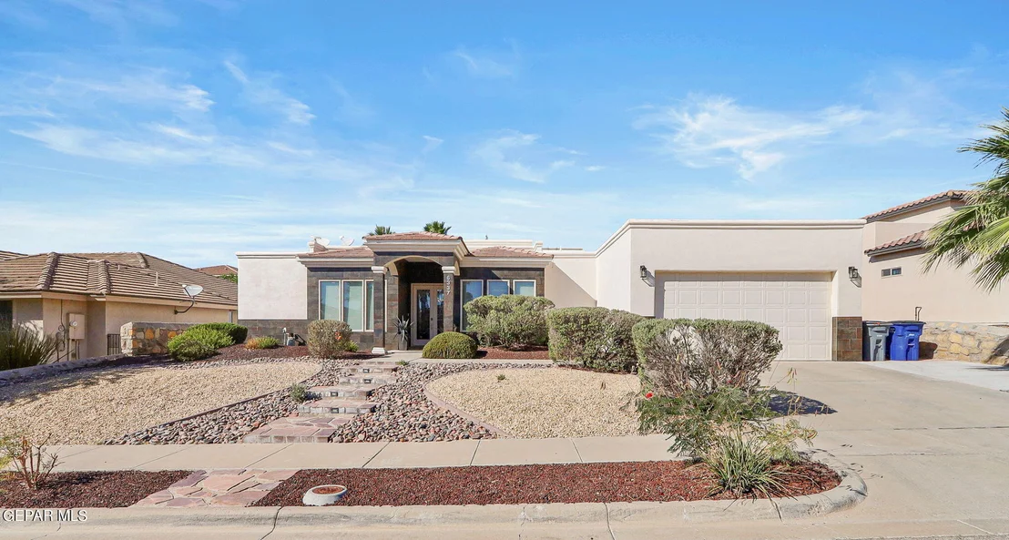 Photo of 6337 Franklin Bluff Dr Drive