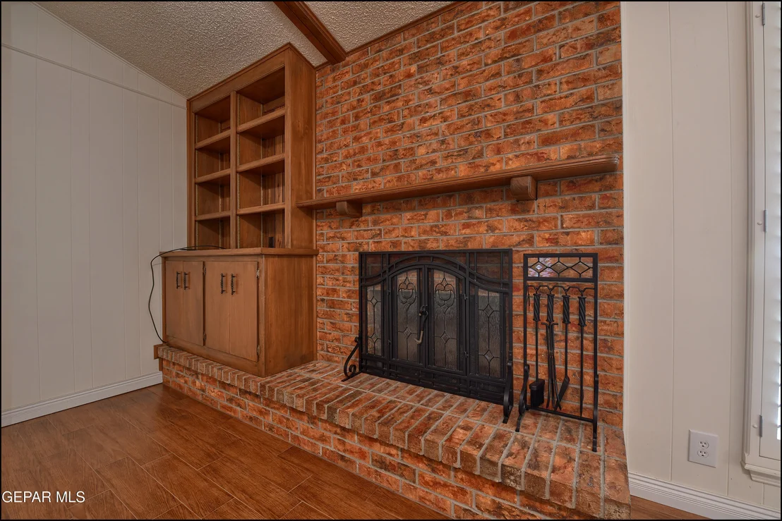 Photo of 4635 R L SHOEMAKER Drive