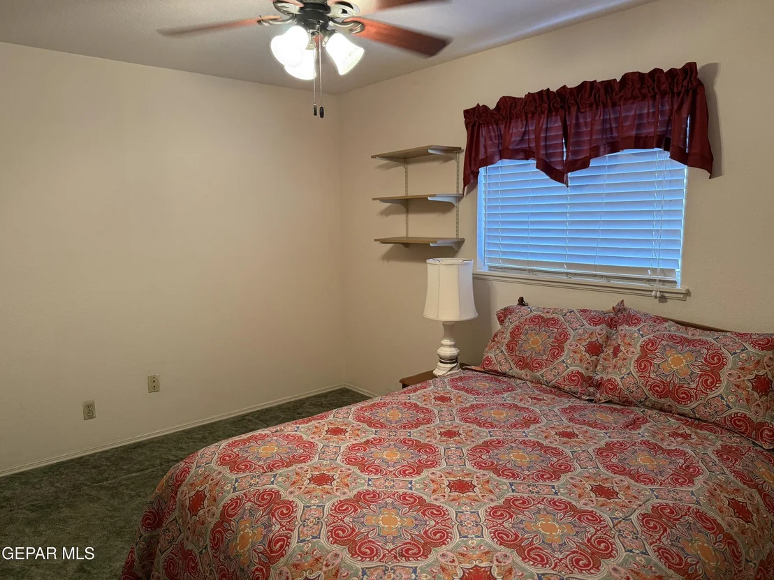 Photo of 5828 STURGEON DR Drive