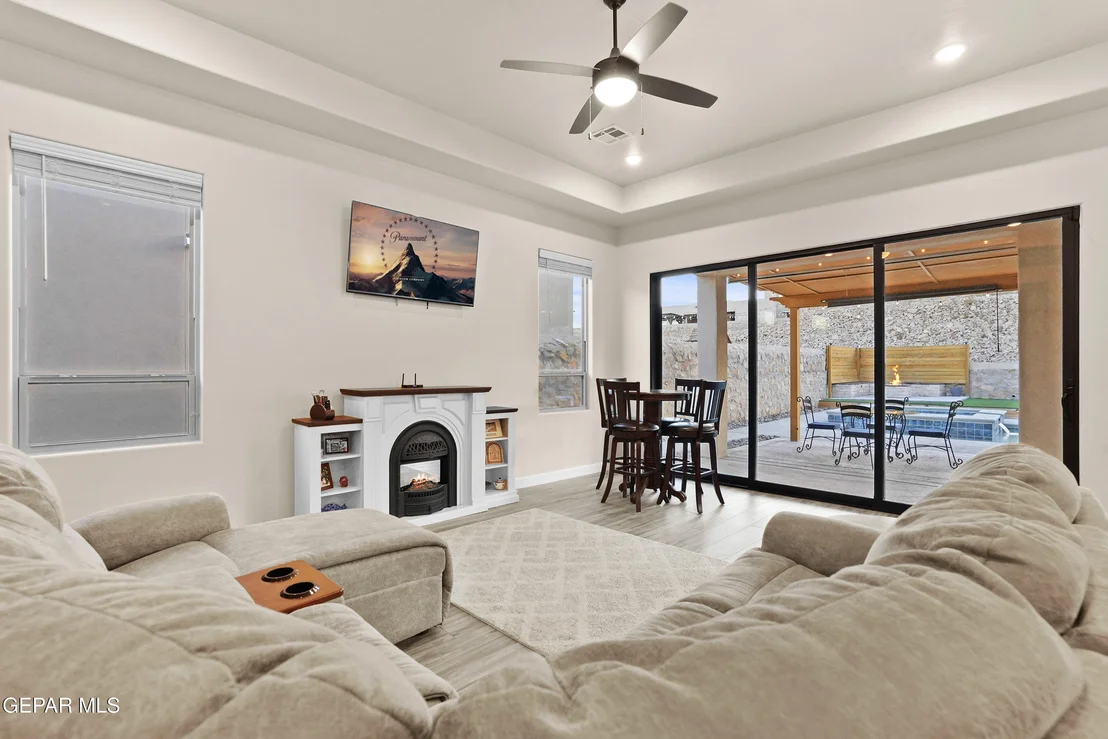 Photo of 733 BIRMINGHAM Place
