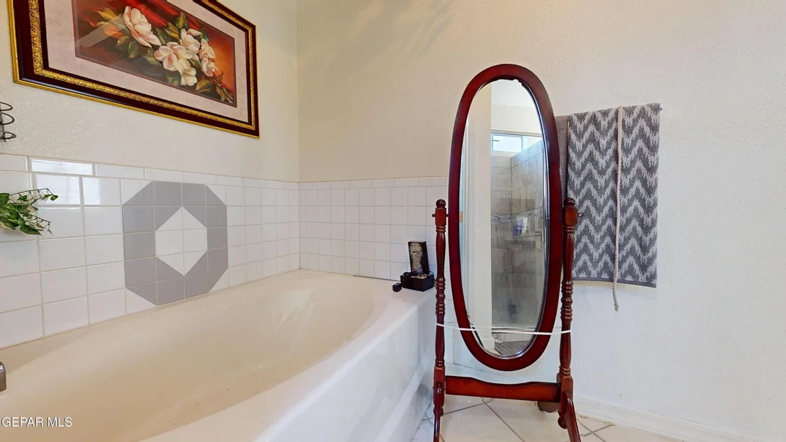 Photo of 1236 VIKKI CARR Lane