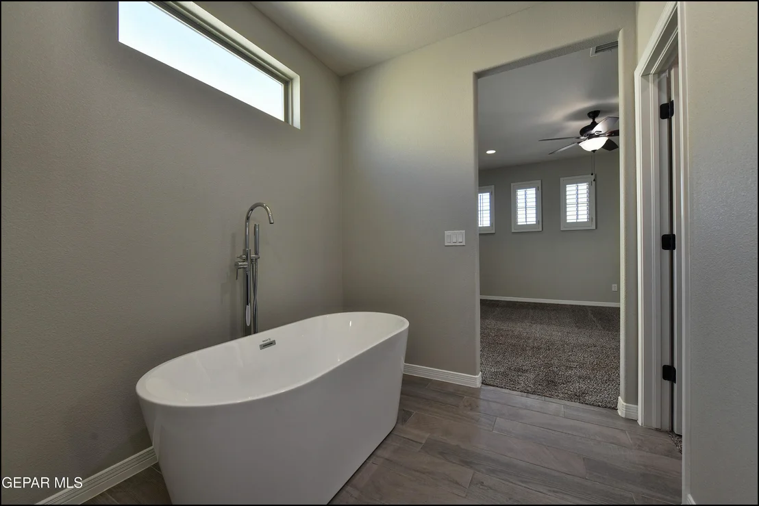 Photo of 4553 Mark Avizo St