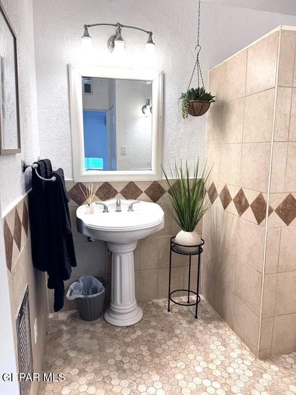 Photo of 837 TURNEY Drive