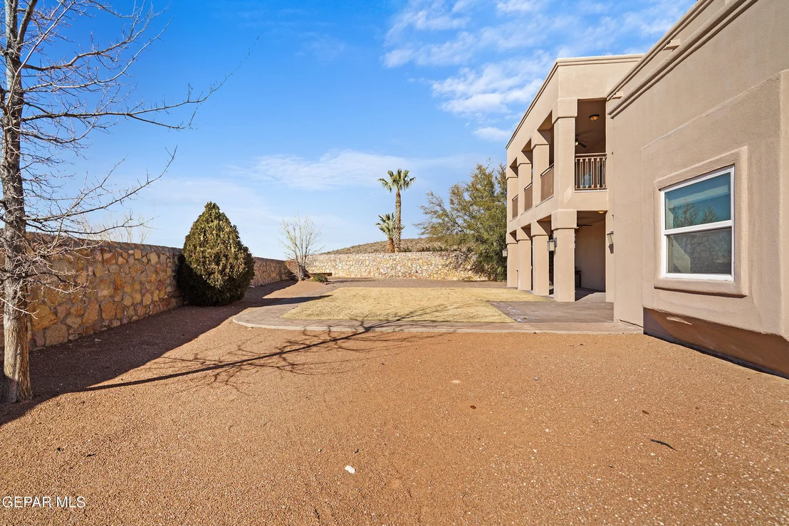 Photo of 6241 FRANKLIN RIDGE Drive