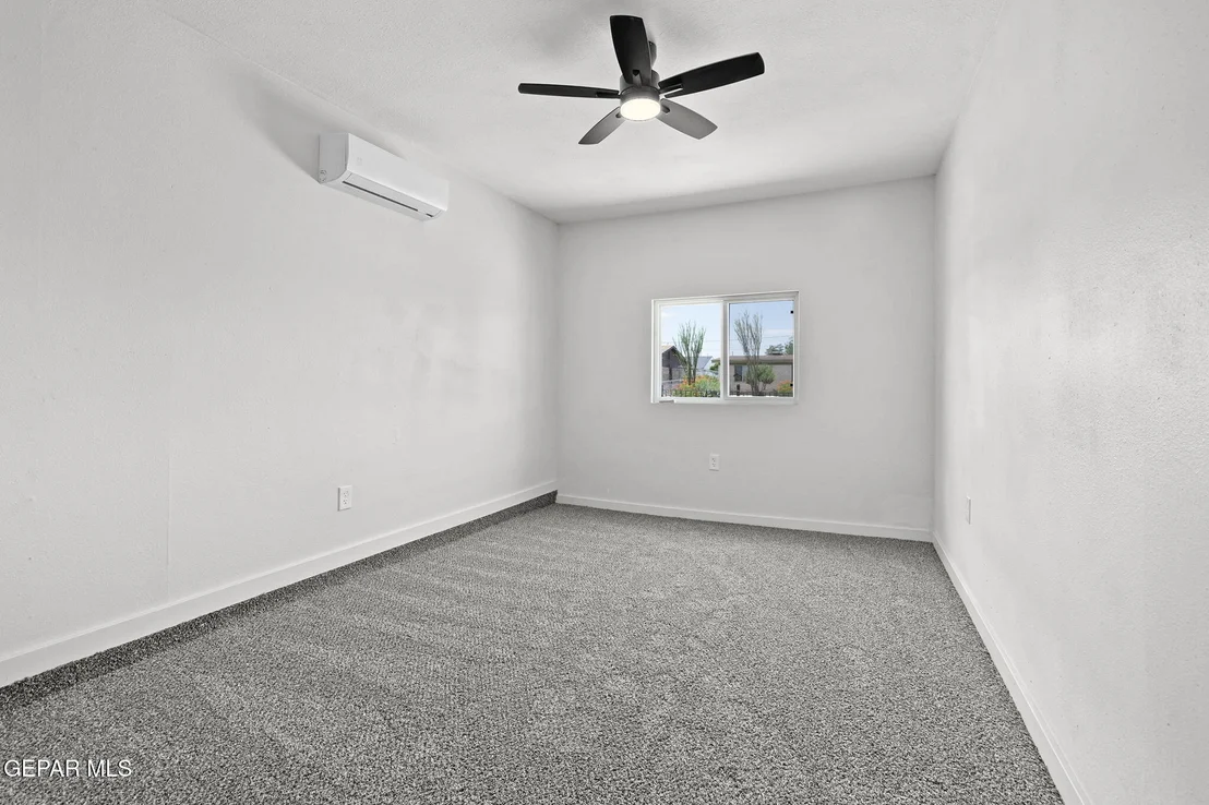 Photo of 212 MANUEL Drive