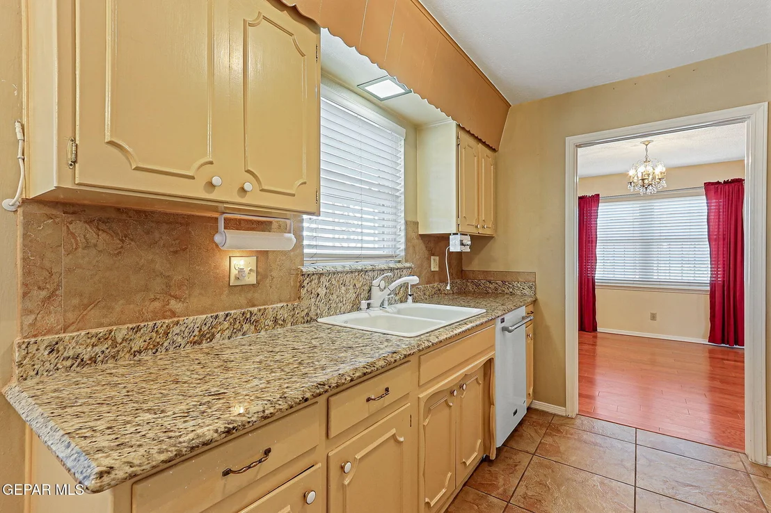 Photo of 9000 MCCABE Drive