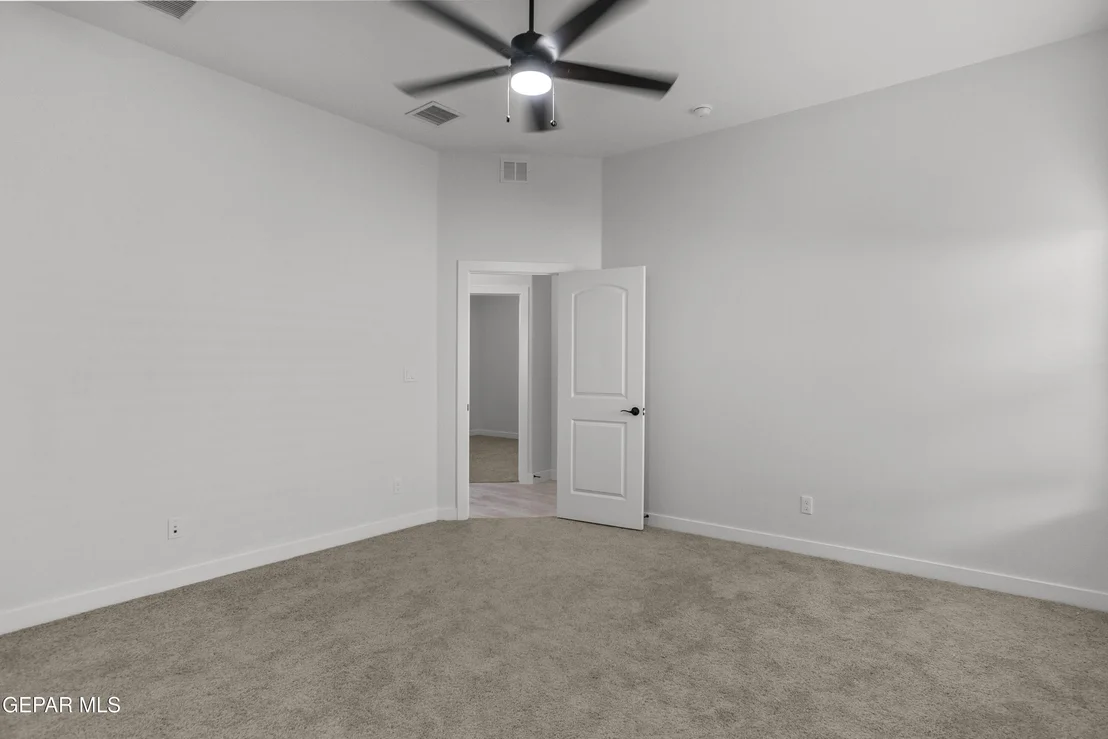 Photo of 3877 Object Place