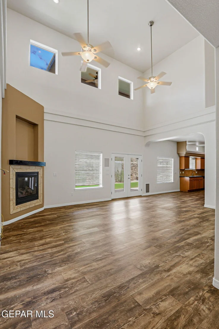 Photo of 6516 WIND RIDGE Drive