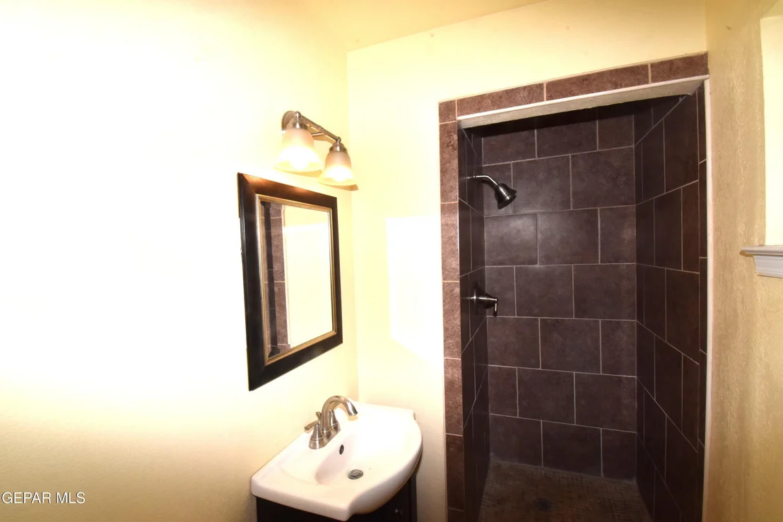 Photo of 8901 MELLON Drive