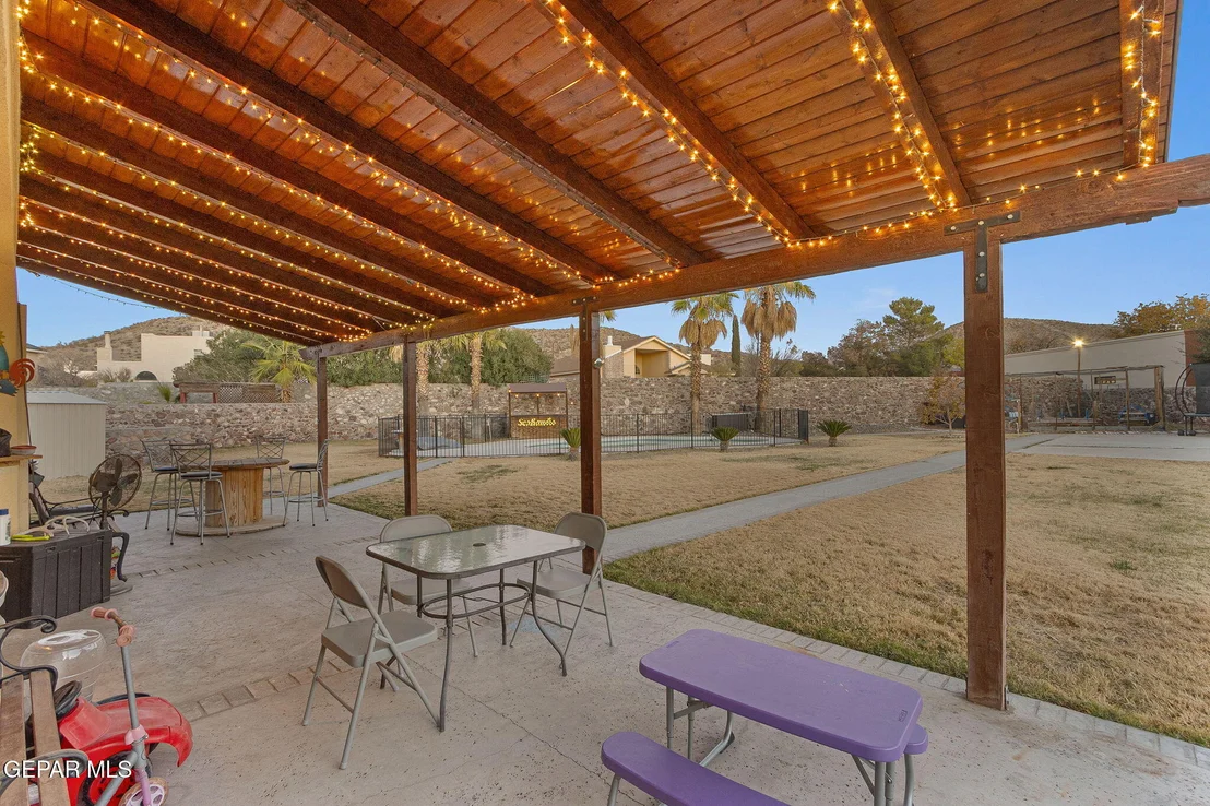 Photo of 550 OLMECA Drive