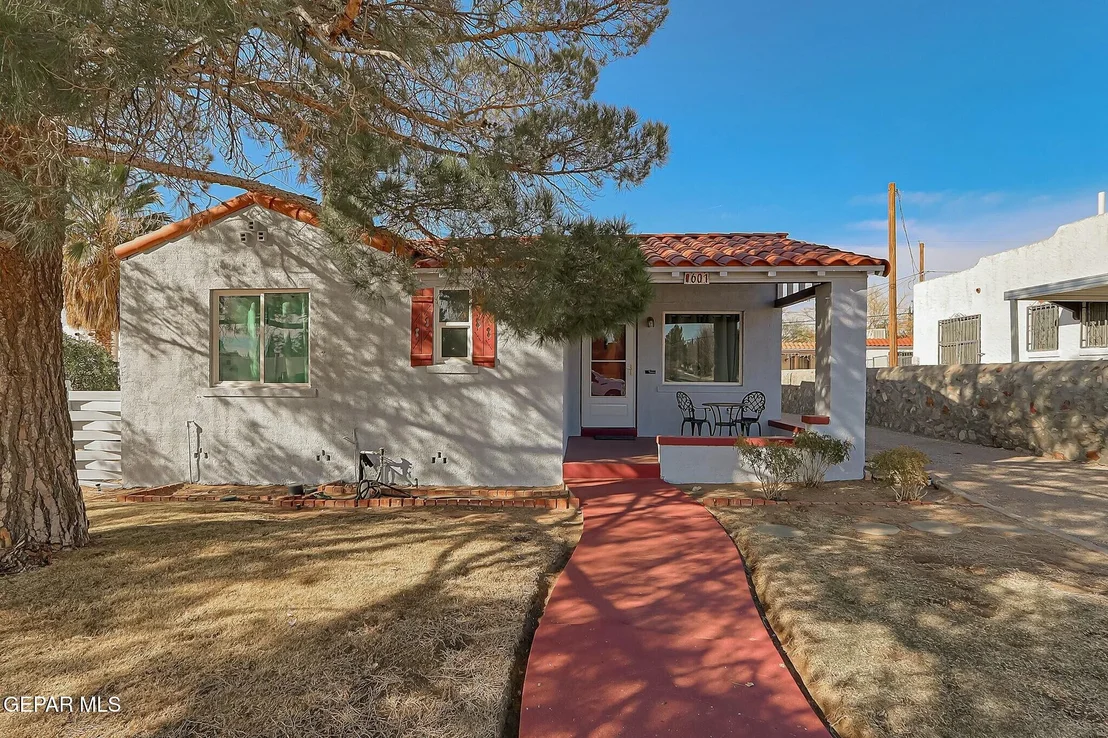 Photo of 601 E BALTIMORE Drive