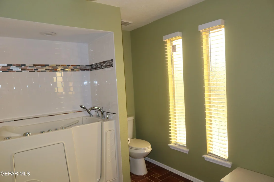 Photo of 836 DE LEON Drive
