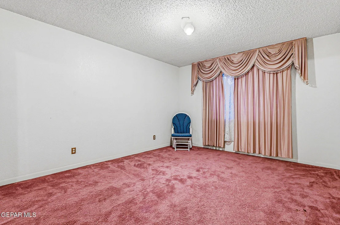 Photo of 2704 TAYLOR Avenue