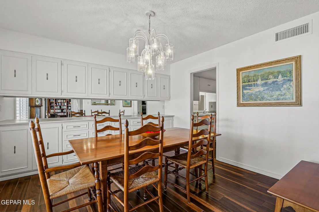 Photo of 301 NORTHWIND Drive