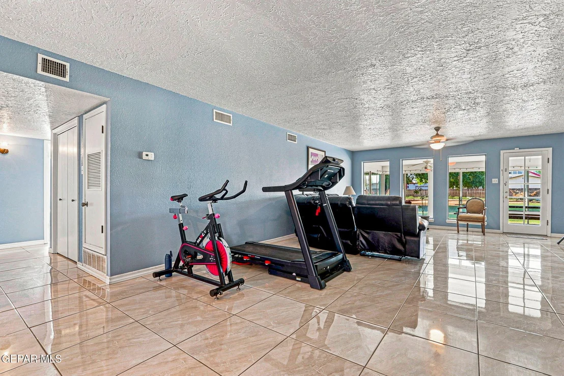 Photo of 125 LA NELL Drive