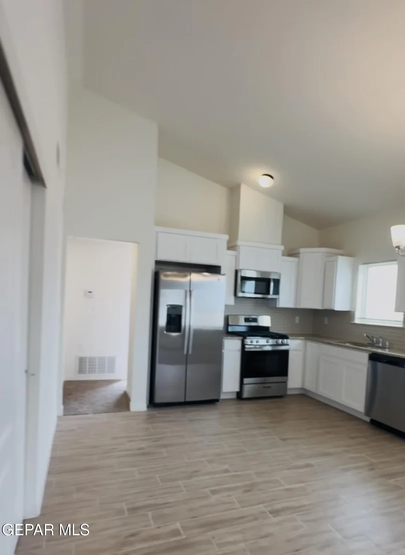 Photo of 14340 BILL LAZOR Parkway