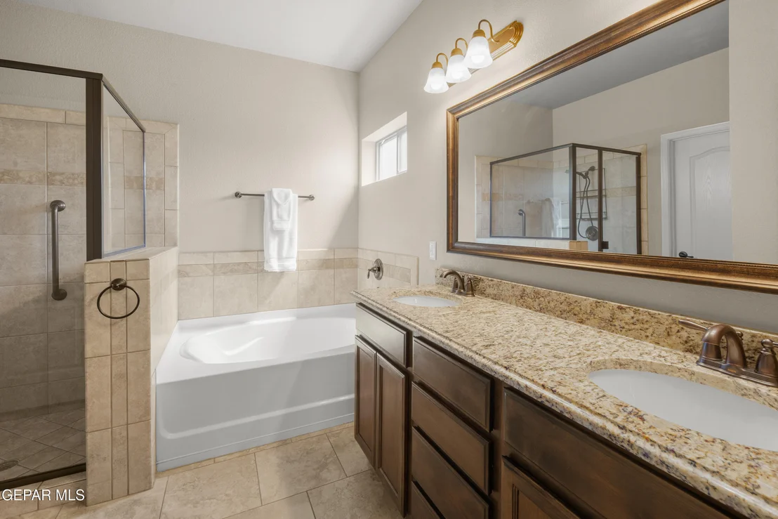 Photo of 7560 Wolf Creek Drive