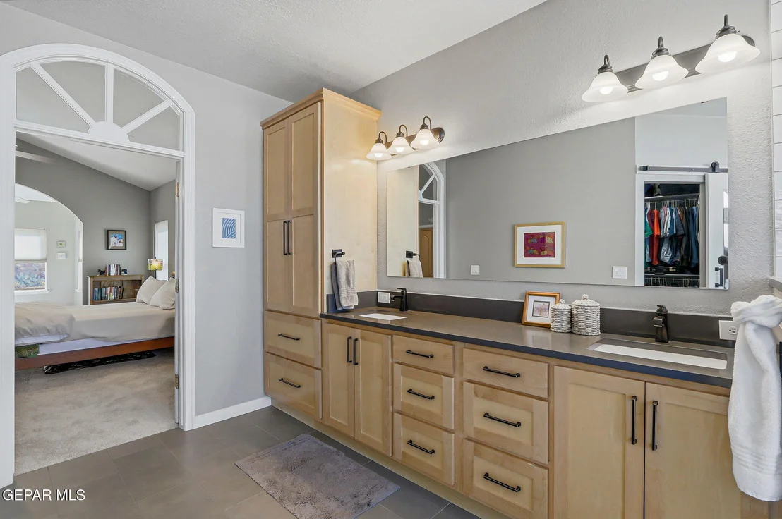 Photo of 1054 Eagle Ridge Drive