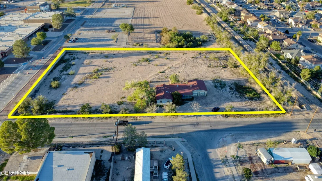 Photo of 391 N Moon Road