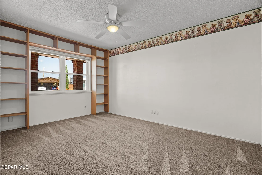 Photo of 1300 SUNBURST Drive