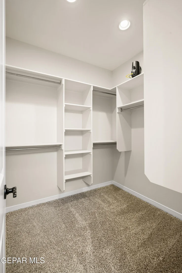 Photo of 3825 Object Place