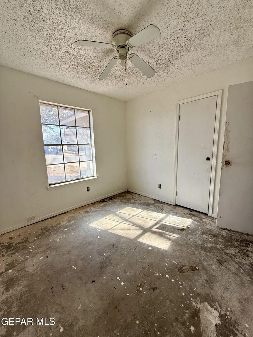 Photo of 4713 G T POWERS Drive