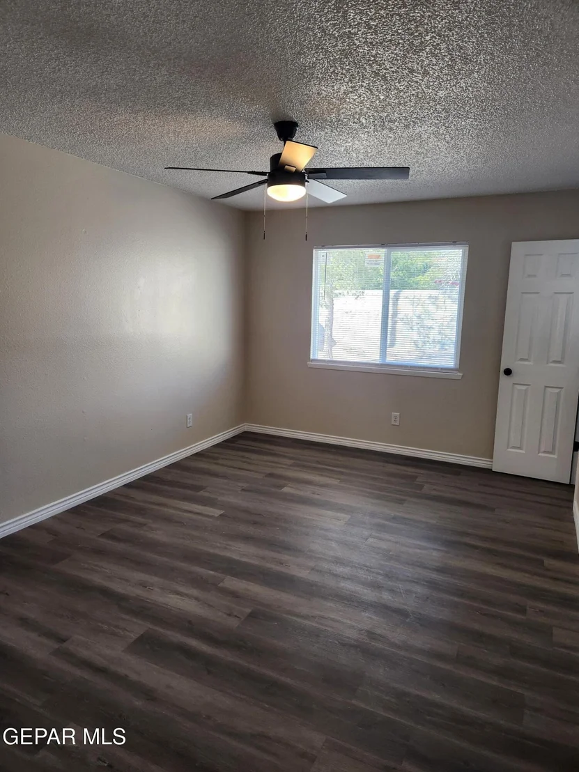 Photo of 901 CARLOTTA Drive
