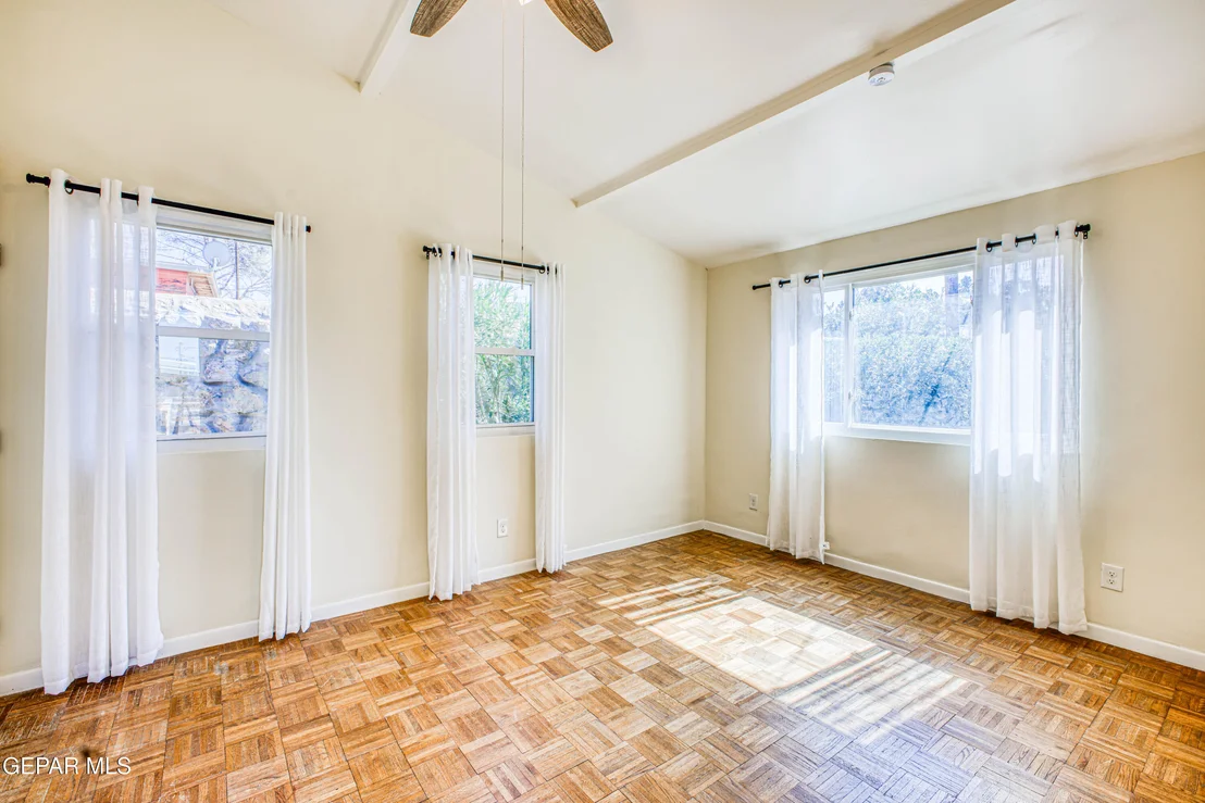 Photo of 820 Galloway Drive