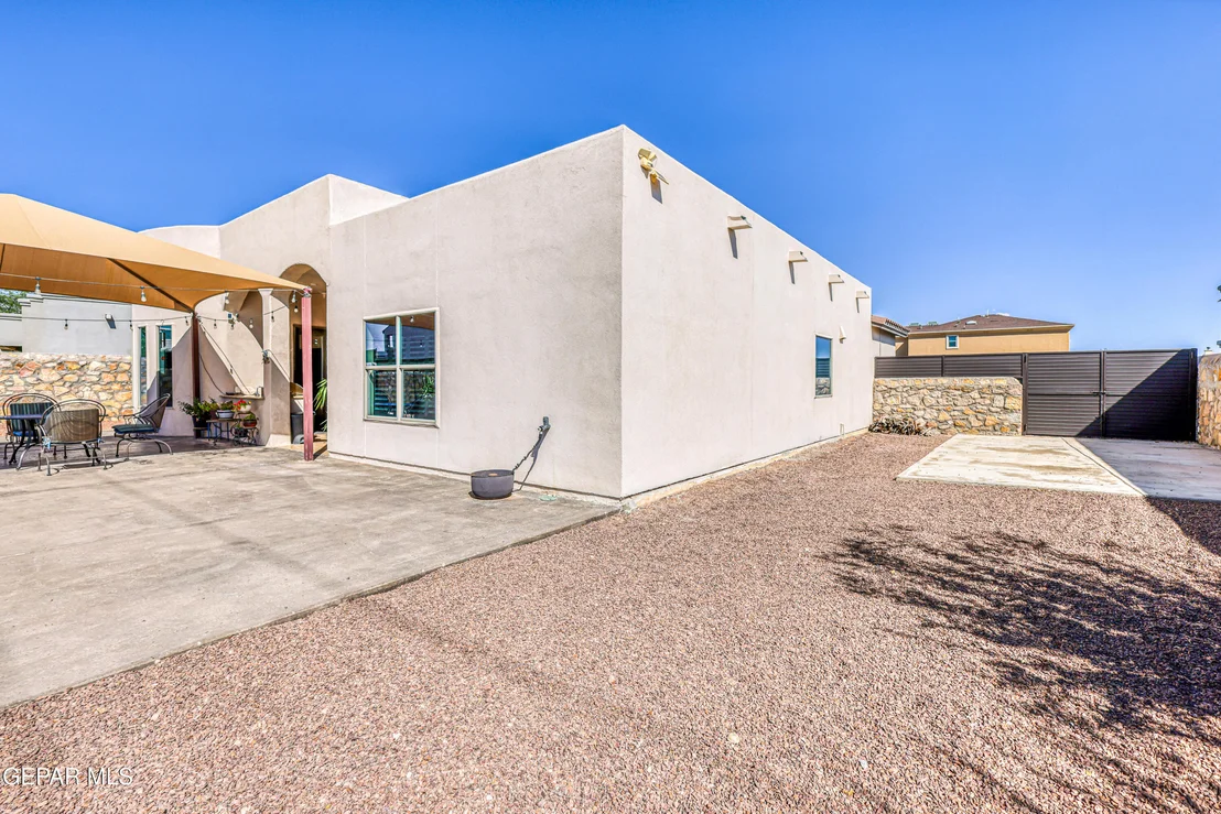 Photo of 3053 SNOWY POINT Drive