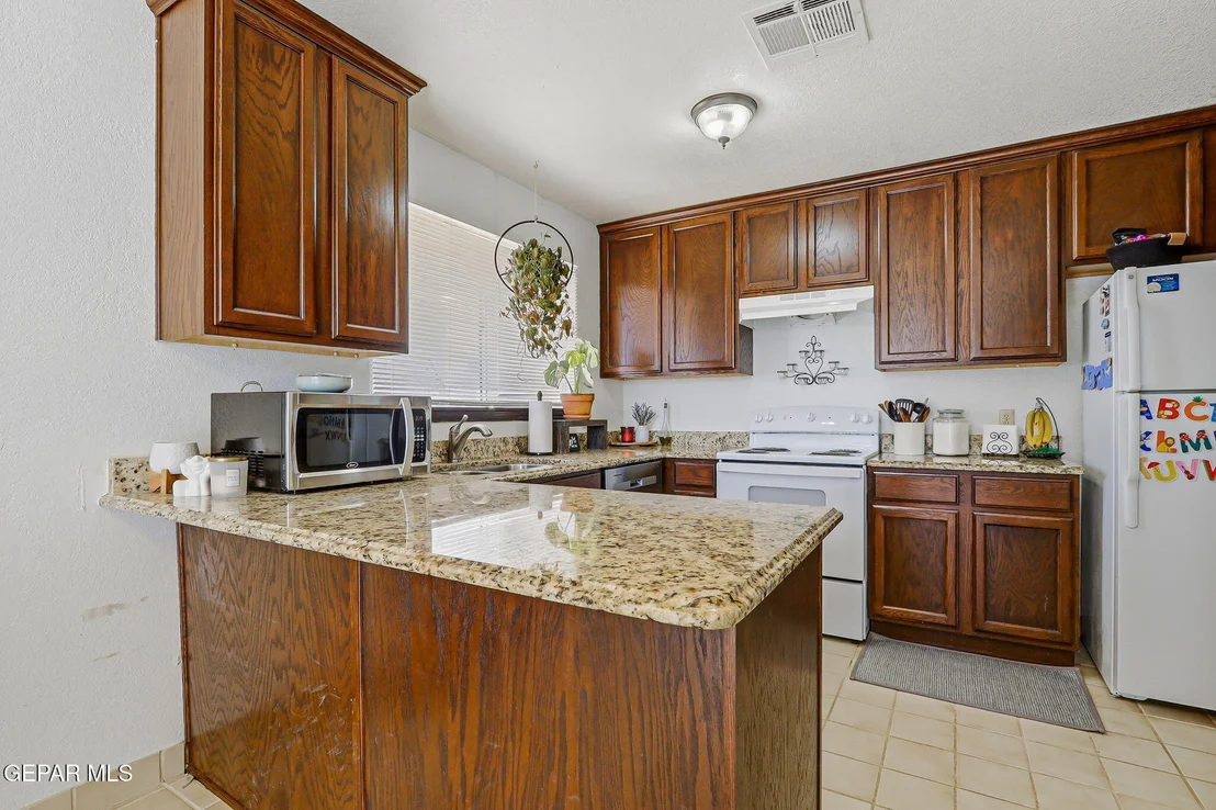 Photo of 1721 VISTA REAL Drive