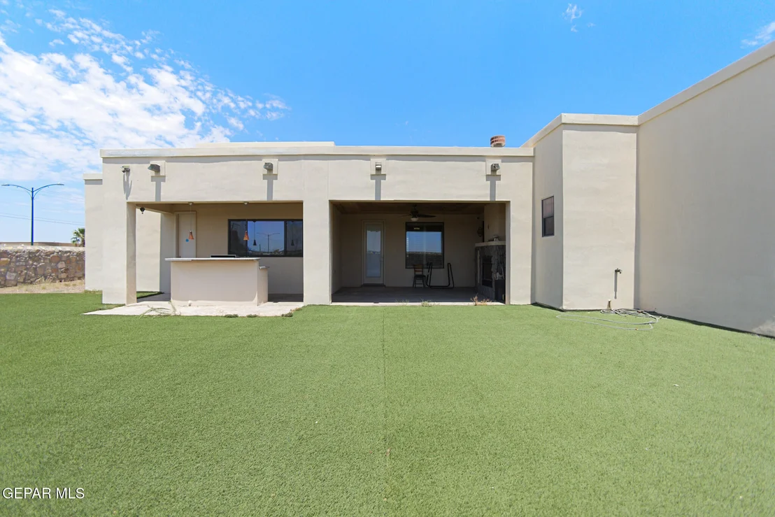 Photo of 14200 RAINBOW POINT Drive
