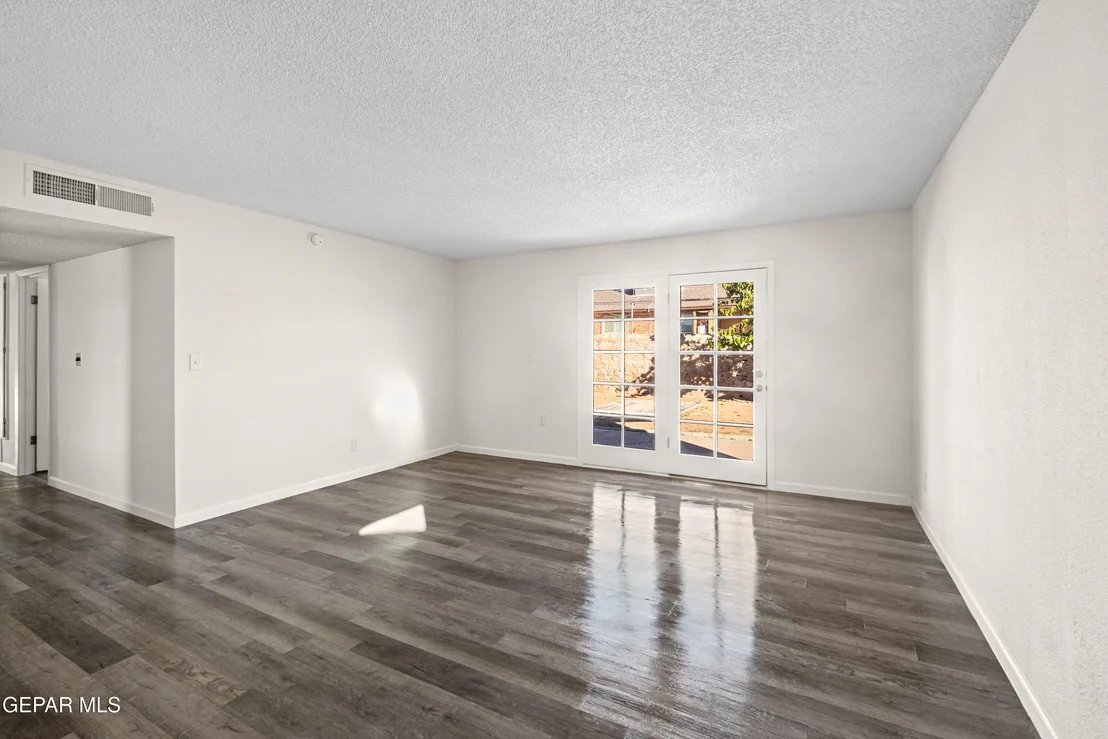 Photo of 10824 OPALSTONE Street