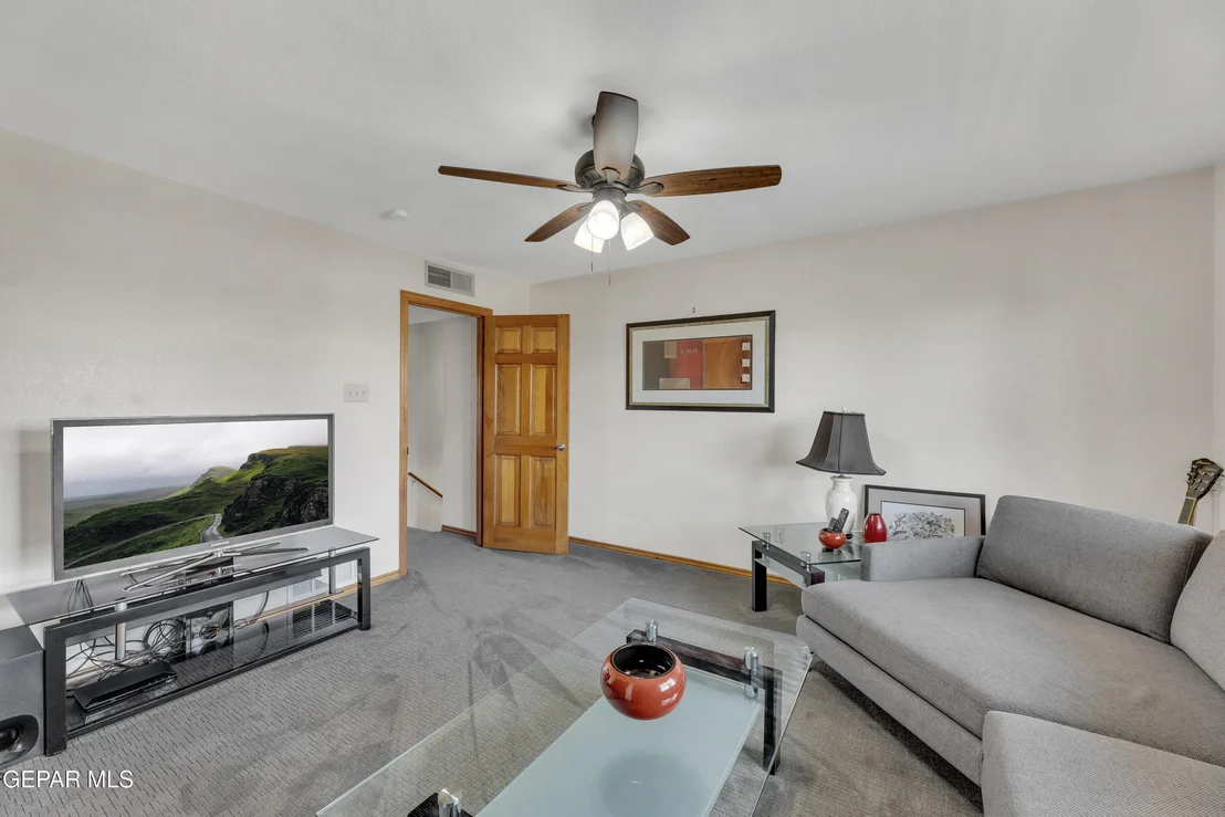 Photo of 7016 TOLUCA Drive