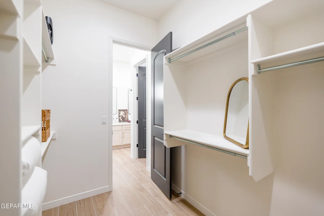 Photo of 12404 Amesbury Drive