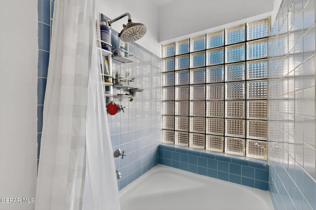 Photo of 3224 N Stanton Street