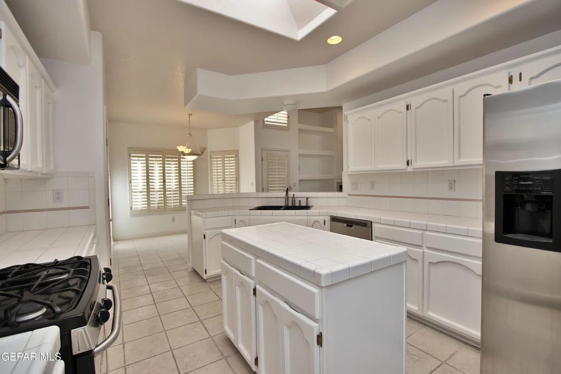 Photo of 6712 Isla Del Rey Drive